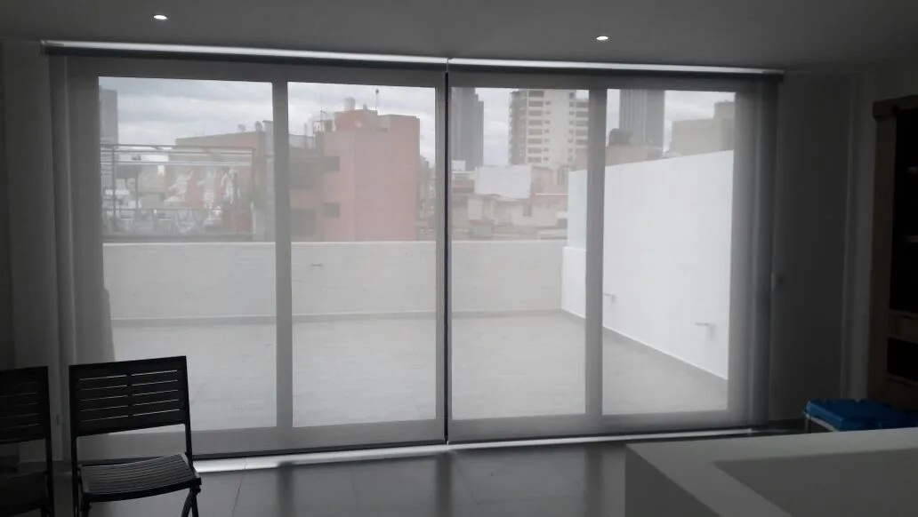 Malla Solar — Enrollable de tela